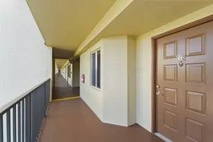 1301 SW 142nd Ave, Pembroke Pines, FL 33027 - Photo 5