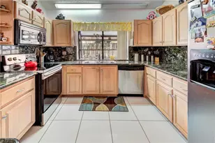 7145 NW 49th Ct, Lauderhill, FL 33319 - Photo 3