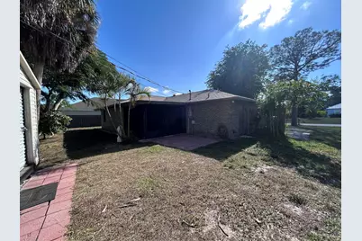 1313 SW Bellevue Avenue, Port Saint Lucie, FL 34953 - Photo 5