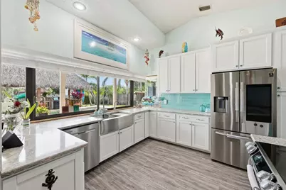 320 SW Majestic Terrace, Port Saint Lucie, FL 34984 - Photo 3