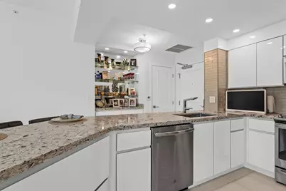 347 N New River Drive #310, Fort Lauderdale, FL 33301 - Photo 3