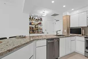 347 N New River Dr E Unit, Fort Lauderdale, FL 33301 - Photo 3