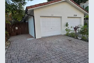 2522 NE 9th Street, Fort Lauderdale, FL 33304 - Photo 1