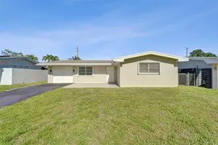 8211 NW 10th St, Pembroke Pines, FL 33024 - Photo 1