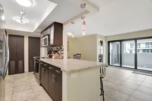 330 SE 20th Ave, Deerfield Beach, FL 33441 - Photo 3