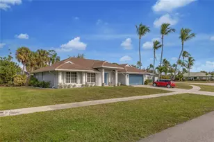14429 Horseshoe Trce, Wellington, FL 33414 - Photo 3
