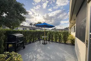 2687 Emory Dr East Unit, West Palm Beach, FL 33415 - Photo 3