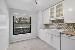 1261 NW 99th Terrace, Pembroke Pines, FL 33024 - Photo 7