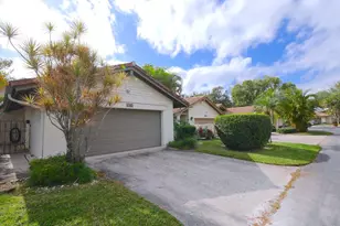 5616 Hammock Ln, Lauderhill, FL 33319 - Photo 1