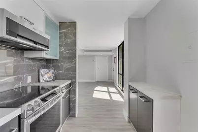 136 Lakeshore Drive #T10, North Palm Beach, FL 33408 - Photo 15