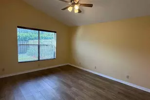 13310 Greenshore Pl, Wellington, FL 33414 - Photo 11