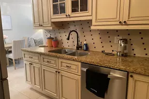 6407 Bay Club Dr, Fort Lauderdale, FL 33308 - Photo 11