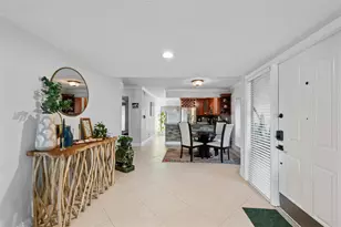 11927 SW 13th Ct, Davie, FL 33325 - Photo 9