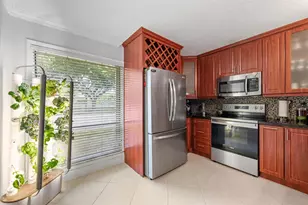 11927 SW 13th Ct, Davie, FL 33325 - Photo 11
