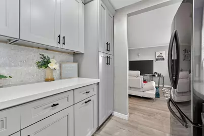 535 Hendricks Isle #208, Fort Lauderdale, FL 33301 - Photo 21