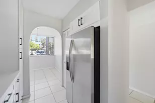 3300 NW 46th St, Oakland Park, FL 33309 - Photo 7