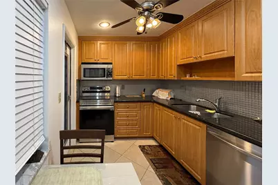 4000 NW 44th Avenue #208, Lauderdale Lakes, FL 33319 - Photo 9