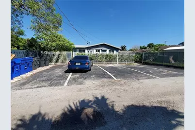 2432 Sherman Street, Hollywood, FL 33020 - Photo 27
