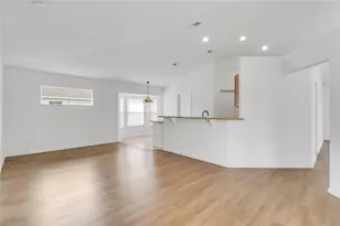 4634 NW Gastonia St, Port Saint Lucie, FL 34983 - Photo 21