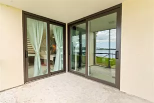 111 Lake Emerald Dr, Oakland Park, FL 33309 - Photo 23