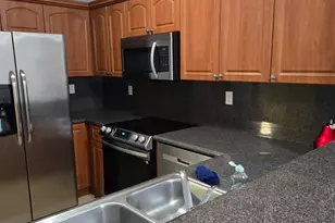 7060 NW 177th St, Hialeah, FL 33015 - Photo 21