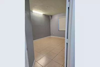 7060 NW 177th Street #103, Hialeah, FL 33015 - Photo 27