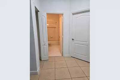 7060 NW 177th Street #103, Hialeah, FL 33015 - Photo 29