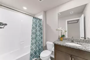 5659 Enclave Dr, Mangonia Park, FL 33407 - Photo 15