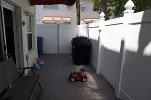 3024 NW 30th Way, Fort Lauderdale, FL 33311 - Photo 17