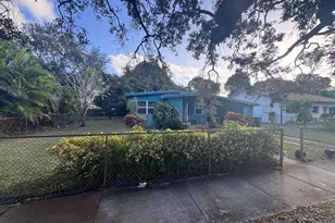 924 NW 14th Ct, Fort Lauderdale, FL 33311 - Photo 9