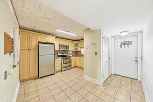 8980 S Hollybrook Blvd, Pembroke Pines, FL 33025 - Photo 31