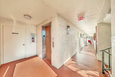 8980 S Hollybrook Boulevard #204, Hollywood, FL 33025 - Photo 5