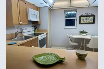 4629 Poinciana Street #211, Fort Lauderdale, FL 33308 - Photo 15