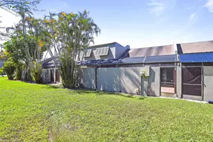 1111 Windward Dr, Pembroke Pines, FL 33026 - Photo 7