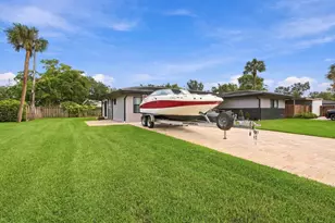 1451 SW 13th Ct, Fort Lauderdale, FL 33312 - Photo 5