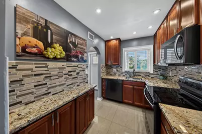 2951 E Sunrise Lakes Drive #312, Sunrise, FL 33322 - Photo 3