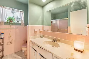 1610 NE 47th St, Oakland Park, FL 33334 - Photo 27