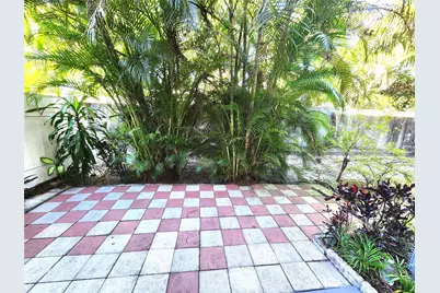 119 Hidden Court Road, Hollywood, FL 33023 - Photo 33