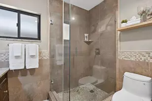 301 SE 8th Ct, Pompano Beach, FL 33060 - Photo 13