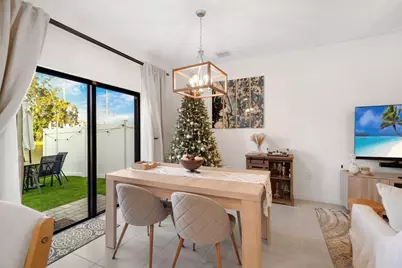 659 NW 204th Street, Miami, FL 33169 - Photo 11