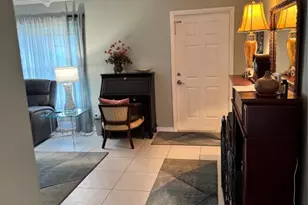 7002 NW 93rd Ave, Tamarac, FL 33321 - Photo 7