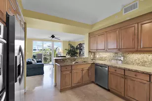 9 NE 20th Ave, Deerfield Beach, FL 33441 - Photo 23