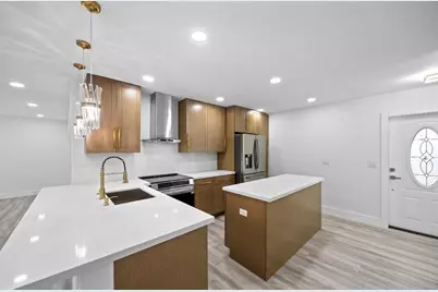 5710 NE 2nd Terrace, Fort Lauderdale, FL 33334 - Photo 3