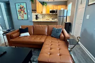 2660 NE 8th Ave, Wilton Manors, FL 33334 - Photo 3