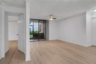 5681 Riverside Dr, Coral Springs, FL 33067 - Photo 11