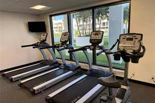 3015 N Ocean Blvd, Fort Lauderdale, FL 33308 - Photo 31