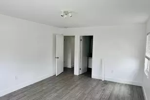 7910 Abbott Ave, Miami Beach, FL 33141 - Photo 9