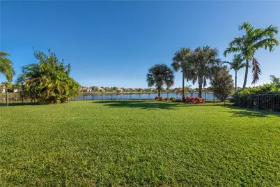 3425 Siena Circle, Wellington, FL 33414 - Photo 35