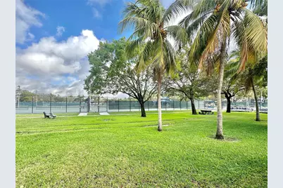 660 NE 11th Avenue #203, Fort Lauderdale, FL 33304 - Photo 15