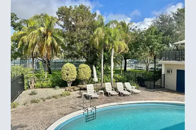 660 NE 11th Avenue #203, Fort Lauderdale, FL 33304 - Photo 1